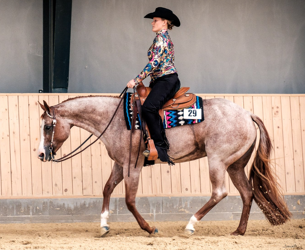 Michelle Caroline Karo Fiveland style=